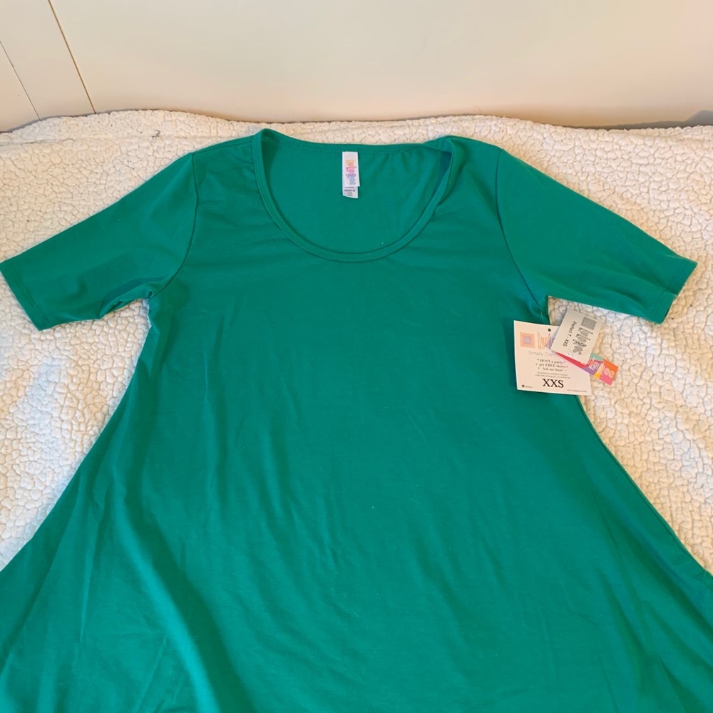 NWT Green LuLaRoe XXS Perfect T